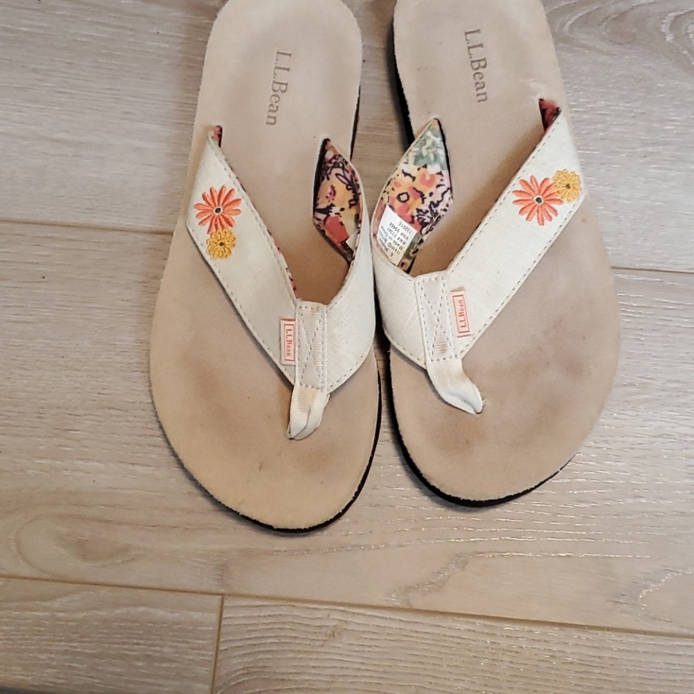 LL Bean Flip Flops